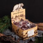 Мармелад из СОСНОВОЙ ШИШКИ С КЕДРОВЫМ ОРЕХОМ, 500г (в коробке шоубокс) Мармелад из СОСНОВОЙ ШИШКИ С КЕДРОВЫМ ОРЕХОМ, 500г (в коробке шоубокс)